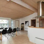 8 Person Holiday Home In Jerup 別荘 *